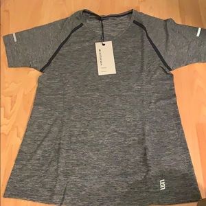 NWT second skin training tee size medium